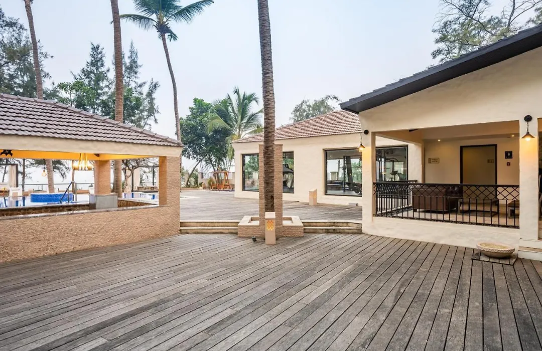 Silver Waves Resort & Spa - Daman-1